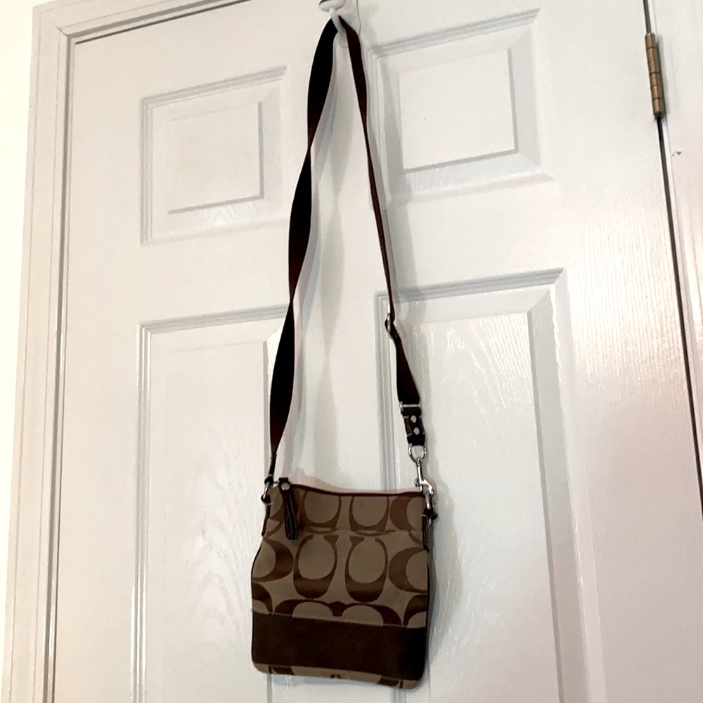 Crossbody brown purse